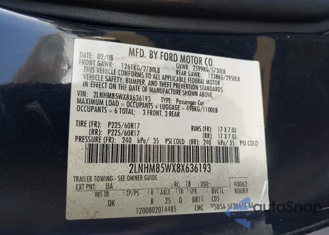 2008 Lincoln Town Car Signature L from USA, damaged, VIN 2LNHM85WX8X636193